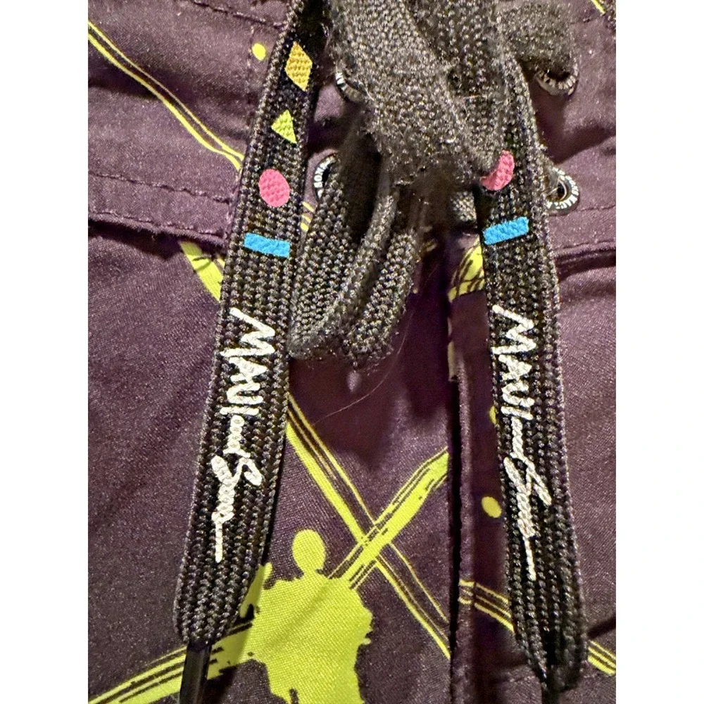 Maui and Sons black swim trunks with neon yellow/green graphic pattern Size 34